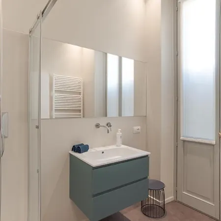 Loggia Visconti - By Myhomeincomo