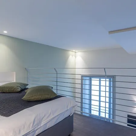 Loggia Visconti - By Myhomeincomo קומו