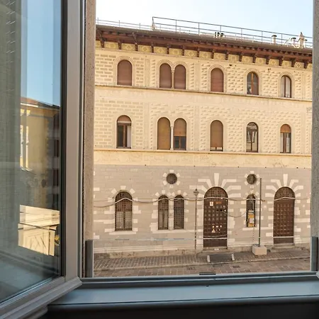 Loggia Visconti - By Myhomeincomo Como