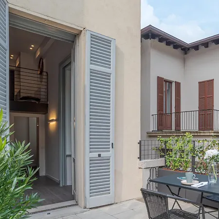 Loggia Visconti - By Myhomeincomo *