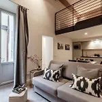 Loggia Visconti - By Myhomeincomo Apartament *