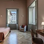 Apartament Loggia Visconti - By Myhomeincomo *