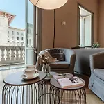 Loggia Visconti - By Myhomeincomo