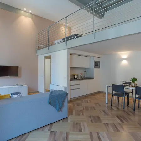 Loggia Visconti - By Myhomeincomo * Комо