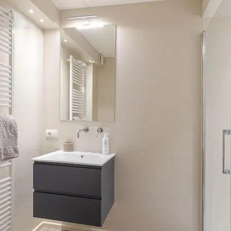 Апартаменты Loggia Visconti - By Myhomeincomo Комо