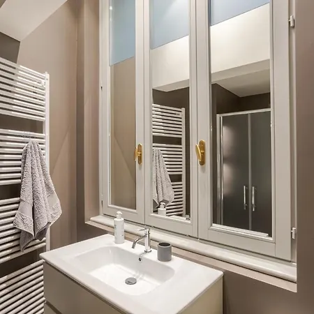 Апартаменты Loggia Visconti - By Myhomeincomo