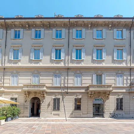 Loggia Visconti - By Myhomeincomo