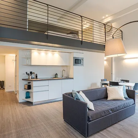 Apartament Loggia Visconti - By Myhomeincomo *