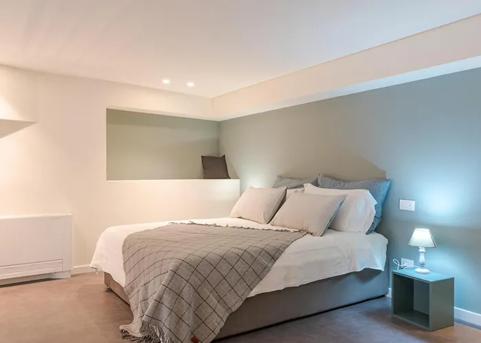 Loggia Visconti - By Myhomeincomo * Como