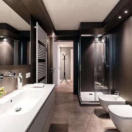 Daire Loggia Visconti - By Myhomeincomo *